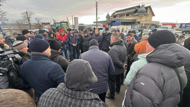 Protestul fermierilor din Vama Siret continuă