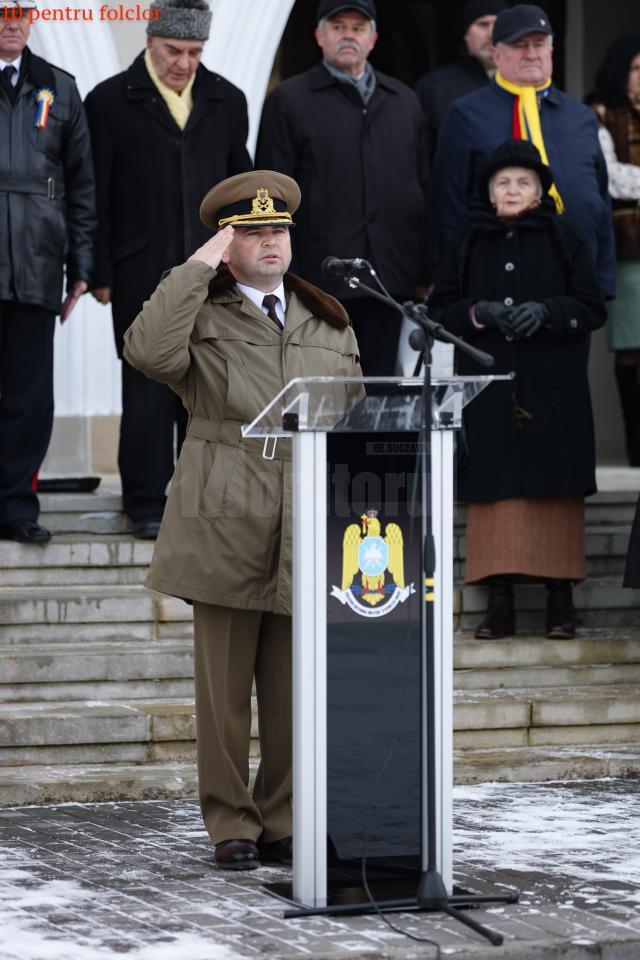 Spectacolul „10 pentru folclor: Hai să dăm mână cu mână!”, organizat la Colegiul Național Militar „Ștefan cel Mare”