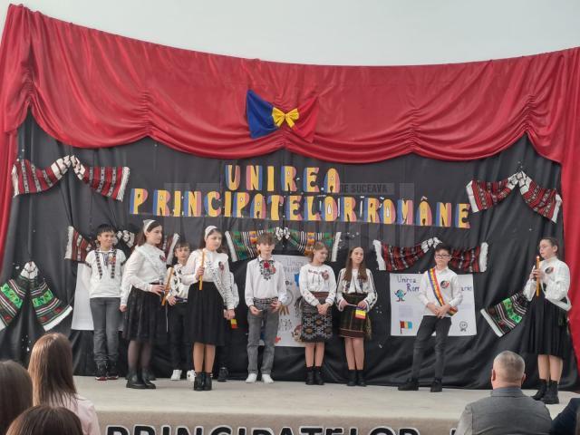 Ziua Micii Uniri - 24 Ianuarie - sărbătorită la Liceul Tehnologic „Ștefan cel Mare” Cajvana