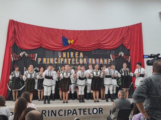 Ziua Micii Uniri - 24 Ianuarie - sărbătorită la Liceul Tehnologic „Ștefan cel Mare” Cajvana