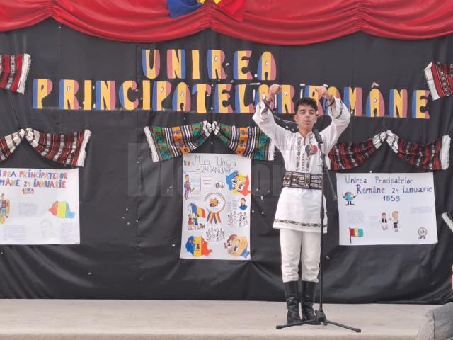 Ziua Micii Uniri - 24 Ianuarie - sărbătorită la Liceul Tehnologic „Ștefan cel Mare” Cajvana