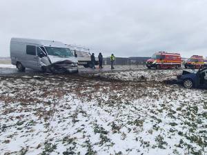 Accident la ieșirea din municipiul Suceava spre Rădăuți, pe E 85