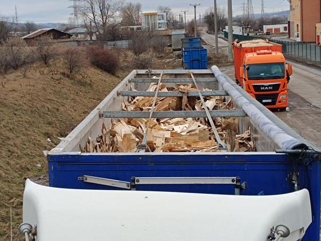 Încărcătura din autotrenuri