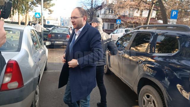 Cosmin Andrei a ajuns la sediul DNA Suceava, vineri, în jurul orei 9.30