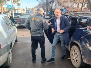 Procurorii DNA Suceava l-au plasat sub control judiciar pe Cosmin Andrei, primarul municipiului Botoșani