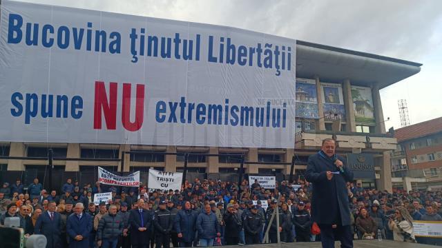 Gheorghe Flutur și PNL Suceava au organizat cel mai mare miting împotriva extremismului din România