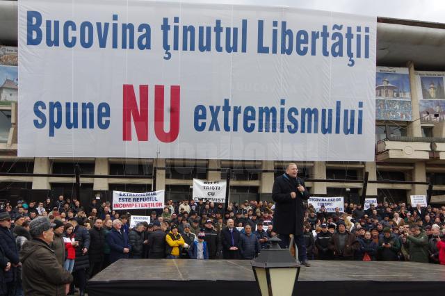 Gheorghe Flutur a organizat la Suceava cel mai mare miting antiextremism din România