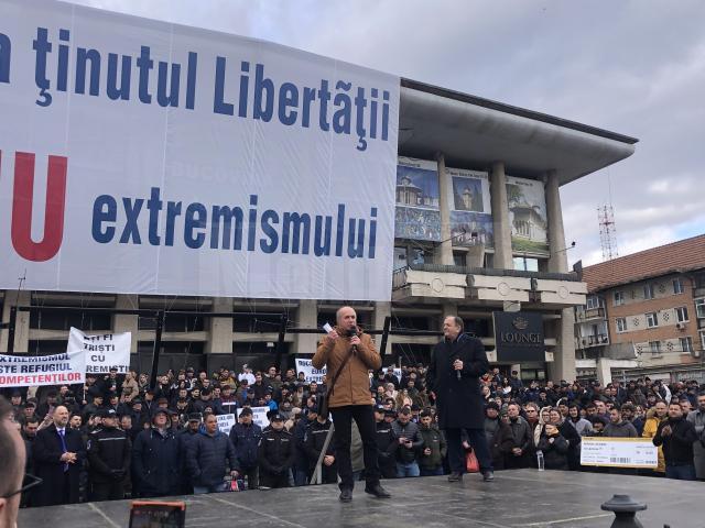 Gheorghe Flutur a organizat la Suceava cel mai mare miting antiextremism din România