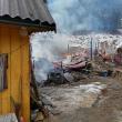 Au încercat să stingă focul din casă, dar au fost surprinși de suflul exploziei. ...