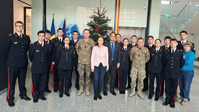 Institutul „Cantacuzino și Colegiul Militar, parteneri într-un proiect de cercetare.  Foto Francesca Șindilar