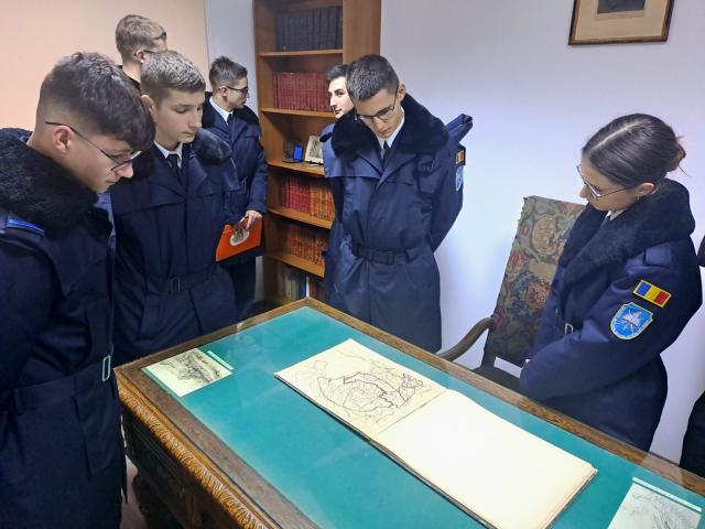 Institutul „Cantacuzino și Colegiul Militar, parteneri într-un proiect de cercetare.  Foto Francesca Șindilar