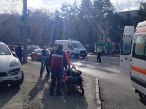 Băut, Dorin Aelenei a lovit cu bicicleta o mamă și doi copii pe trecerea de pietoni de la Grup Școlar