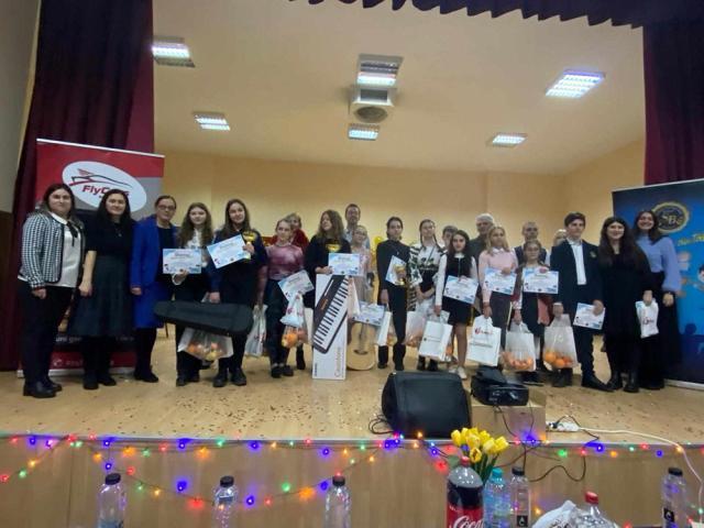 Elevi în competiția „Și bosâncenii au talent”, ediția a VI-a, la Căminul Cultural din Bosanci