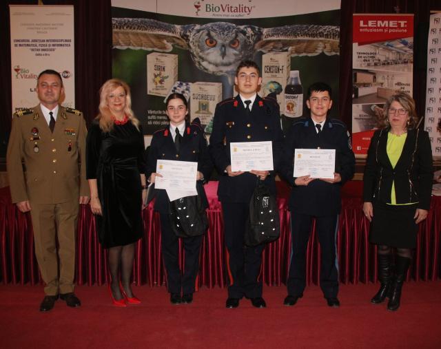 Premii pentru elevii militari pasionați de științele exacte. Sursă foto: Grațiela Mihăescu