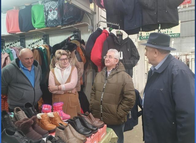 Primarul Sucevei, Ion Lungu, prezent în Bazar, la discuții cu comercianții