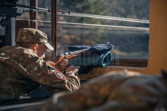 Ziua Internațională a Sportului Militar, la Câmpulung Moldovenesc. Foto elev fruntaș Matei Trofin