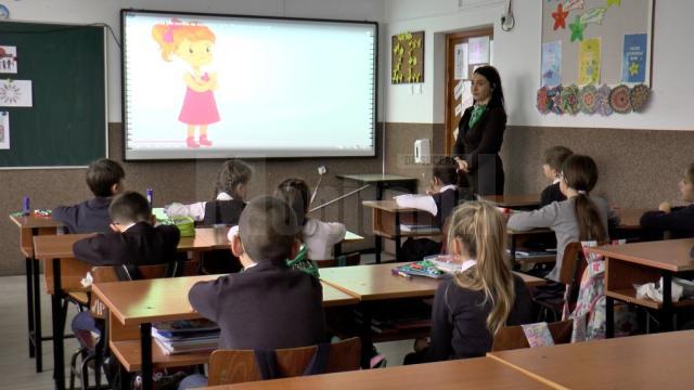 Programul ”Alegeri sănătoase” se adresează elevilor din învățământul primar și gimnazial din șapte școli din județul Suceava