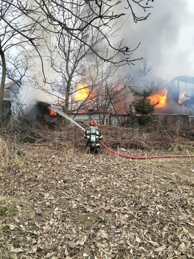 O femeie a suferit un atac de panică în timpul unui incendiu