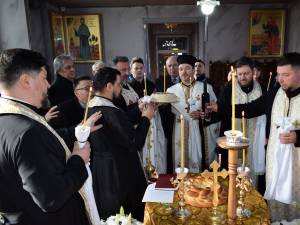 La Fălticeni, slujbă de pomenire a „Patriarhului artelor româneşti”