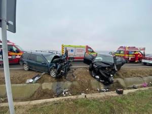 Accident cu patru răniți la ieșirea din Suceava spre Siret