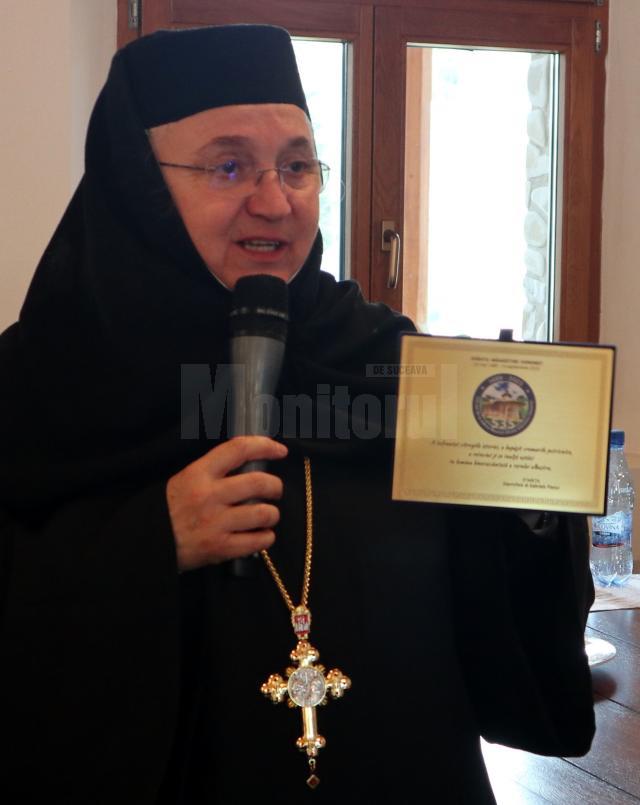 Liturghie arhierească și slujbă de pomenire pentru prima stareță a Mănăstirii Voroneț