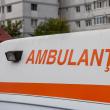 Fetiță de 9 ani, accidentată în timp ce traversa strada prin fața unui magazin