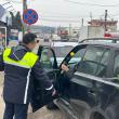 Polițiștii au împărțit flori la 249 de doamne, cifra reprezentând numărul femeilor agresate de la începutul anului