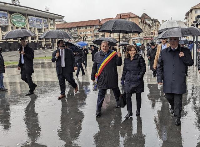 Ambasadoarea SUA în România s-a aflat în Suceava în prima sa vizită oficială în acest județ