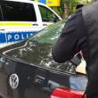 Percheziții la o familie acuzată că alimenta cu țigări de contrabandă un sat din ...