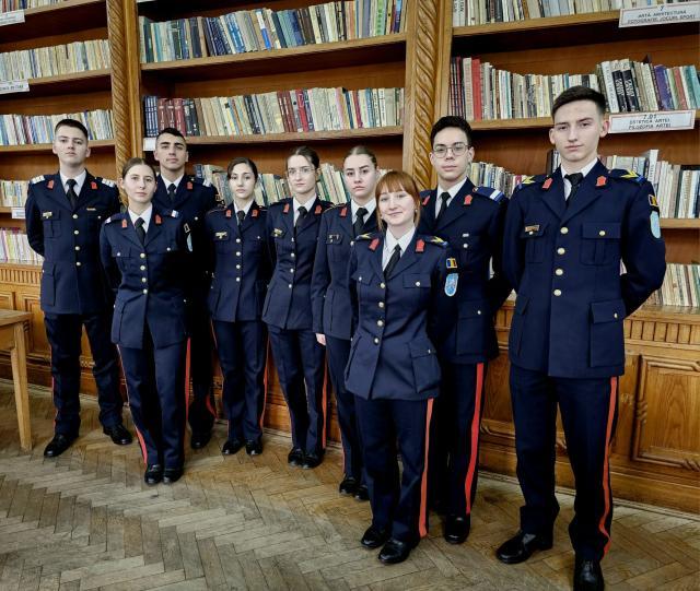 Elevii militari care au participat la Olimpiada Județeană de Limba română, foto Francesca Șindilar