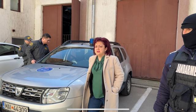 Monica Adăscăliței, managerul Spitalului Județean de Urgență ”Mavromati” din Botoșani a fost reținută marți seară de procurorii DNA Suceava