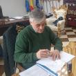 Joi a fost semnat contractul între beneficiar, prin primarul Ioan Pavăl, și firma care va construi centrul de colectare a deșeurilor, Rovalstone