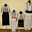 Trei indivizi care au furat costume populare tradiționale, săltați de polițiști