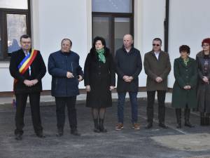 Autorități județene, locale și parlamentari au fost alături de primarul Traian Iliesi la inaugurarea școlii