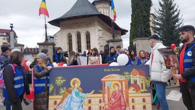 Aproximativ 1.500 de oameni au participat, duminică, la „Marșul pentru Viață”, în municipiul Suceava