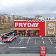 Românul care a creat lanţul de restaurante care se luptă cu giganţii KFC şi McDonald’s ...