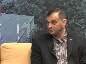 Directorul Liceului Tehnologic „Iorgu Vârnav Liteanu” din Liteni, prof. Demis Maranda