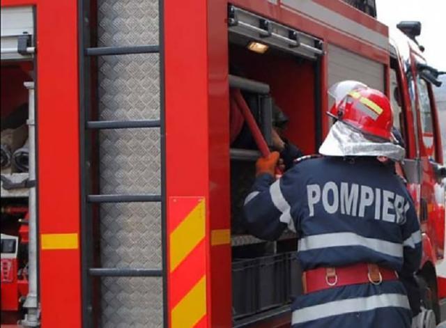 Pentru stingerea incendiului au mers militarii Detașamentului de pompieri Fălticeni