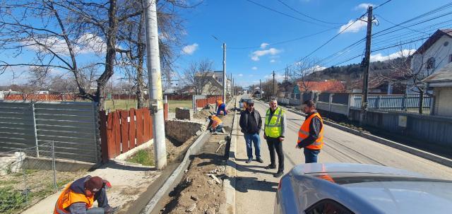 Primăria Siret pregătește străzile pentru asfaltare în urma lucrărilor la rețeaua de apă și canalizare