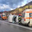 Cinci răniți la spital după ce un microbuz s-a răsturnat la Prisaca Dornei