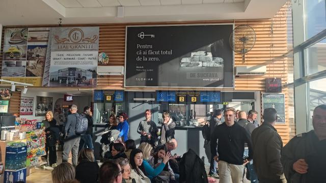 Prima cursă aeriană din Schengen a aterizat la Suceava de la Milano, cu 230 de pasageri la bord