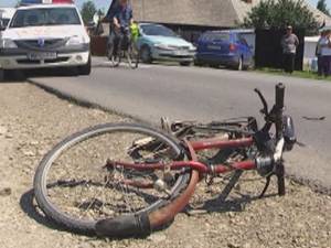 Biciclist accidentat mortal după ce ar fi efectuat un viraj fără a se asigura