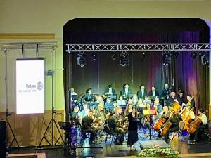 Concert-eveniment al Orchestrei Simfonice Suceava alcătuită din elevi și profesori ai Colegiului de Artă „Ciprian Porumbescu” din Suceava, la Siret