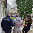 Un bărbat care a trântit de pământ o oaie a fost reținut de polițiști