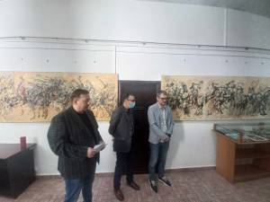 Expoziția „Obiectul”, realizată de Iulian Copăcel și curatoriată de Alexandru Ovidiu Vintilă, poate fi vizitată la Biblioteca Bucovinei
