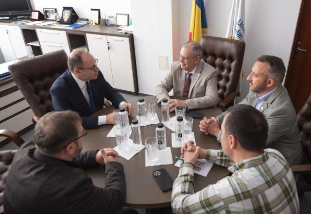 Evenimentul de la USV la care a fost prezent singurul cosmonaut român, Dumitru-Dorin Prunariu, a fost organizat de Rotary Club Suceava Cetate