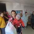15 kit-uri pentru mamă și copil, oferite gratuit proaspetelor mămici și femeilor însărcinate din cătunul Țâmpoceni