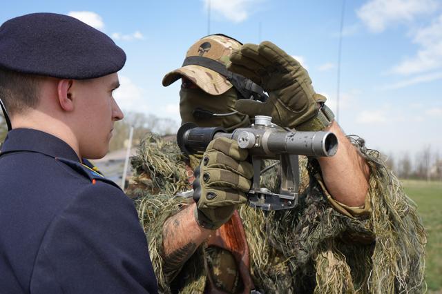 Orientare în carieră pentru elevii militari