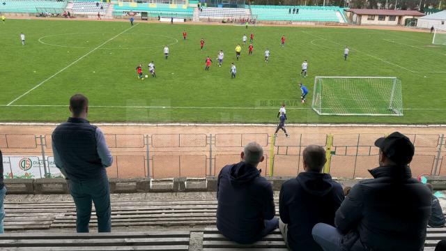 Cu micii fotbaliști pe stadionul Areni