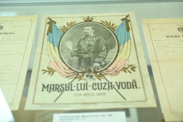 Bunuri de patrimoniu care poartă amprenta domnitorului Alexandru Ioan Cuza, expuse la Muzeul de Istorie Suceava. Foto artistul.studio